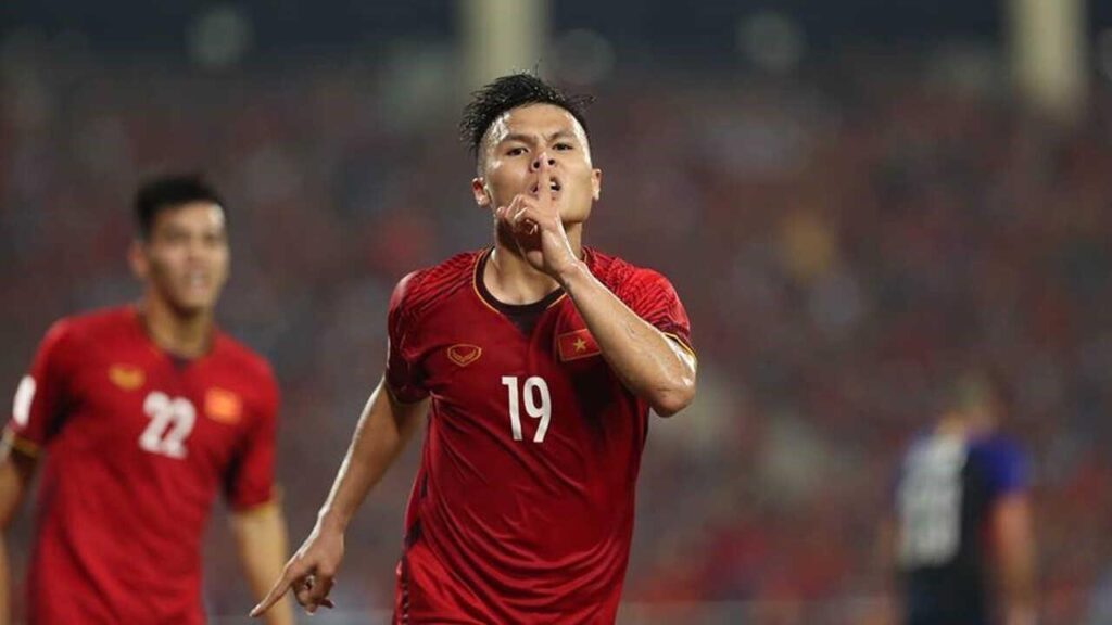 Cầu thủ Quang Hải sinh năm 1997